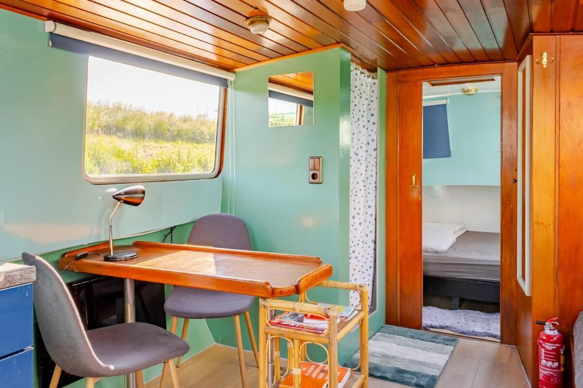 Floating B&B Amsterdam Exterior photo